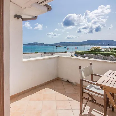 Apartamento Guesthost - Amazing Sea View With Terrace Cannigione