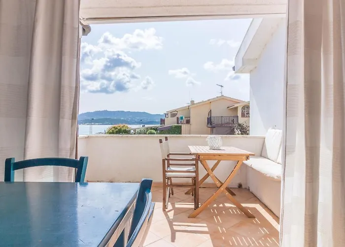 Guesthost - Amazing Sea View With Terrace Daire Cannigione
